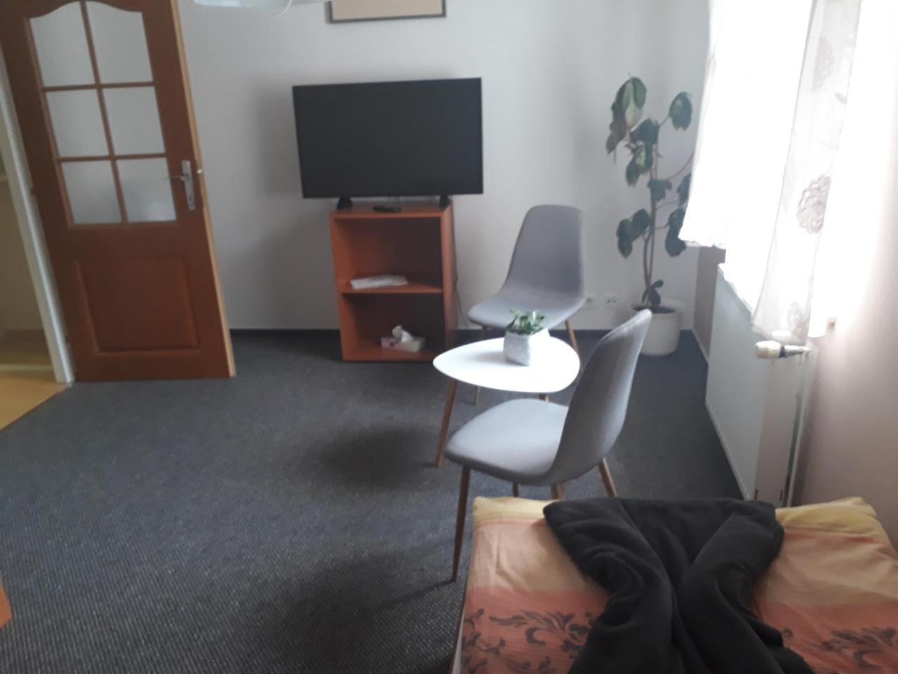 Penzion Andy Decin Zewnętrze zdjęcie